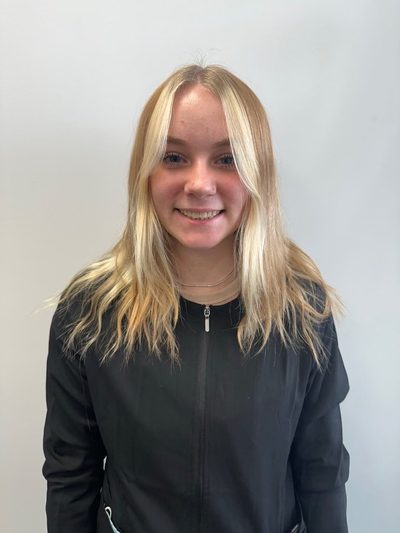 Gabrielle DeWitt, Dental Assistant